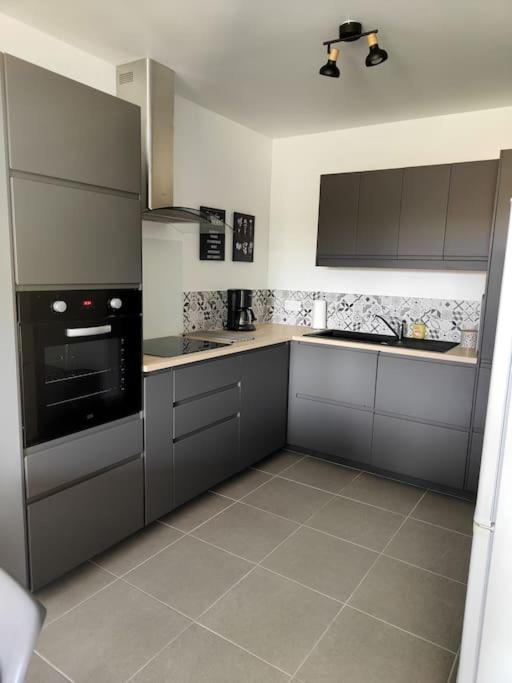 Location De Vacances A Andernos - Appartement 2 Chambres Dans Residence Neuve Buitenkant foto